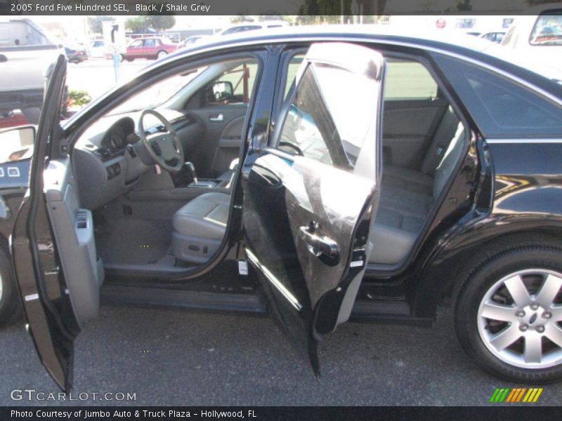 Black / Shale Grey 2005 Ford Five Hundred SEL