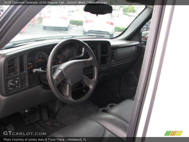 Dashboard of 2006 Silverado 1500 Regular Cab