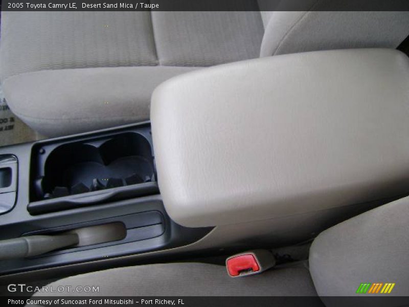 Desert Sand Mica / Taupe 2005 Toyota Camry LE