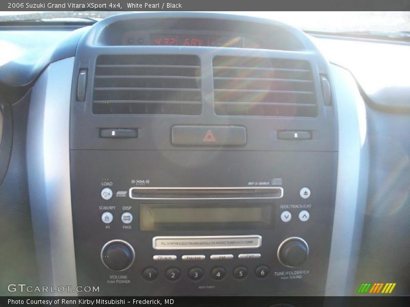 White Pearl / Black 2006 Suzuki Grand Vitara XSport 4x4