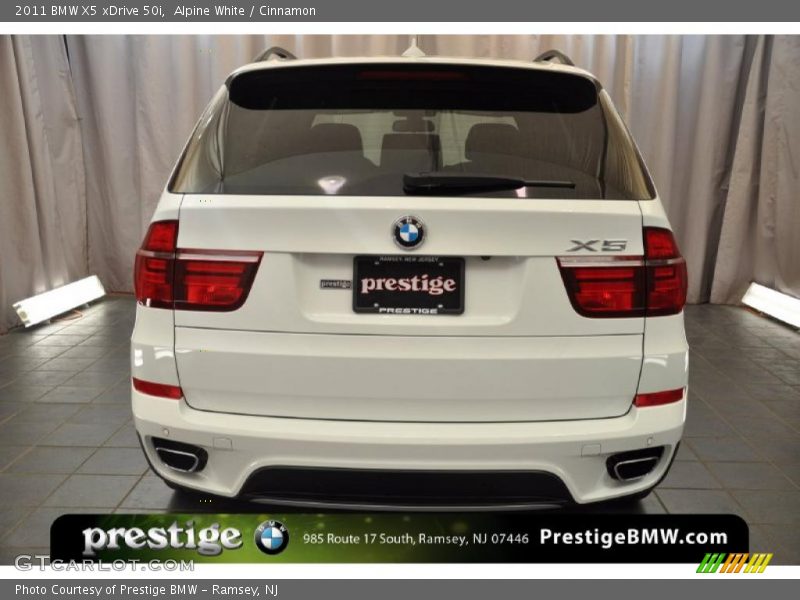 Alpine White / Cinnamon 2011 BMW X5 xDrive 50i