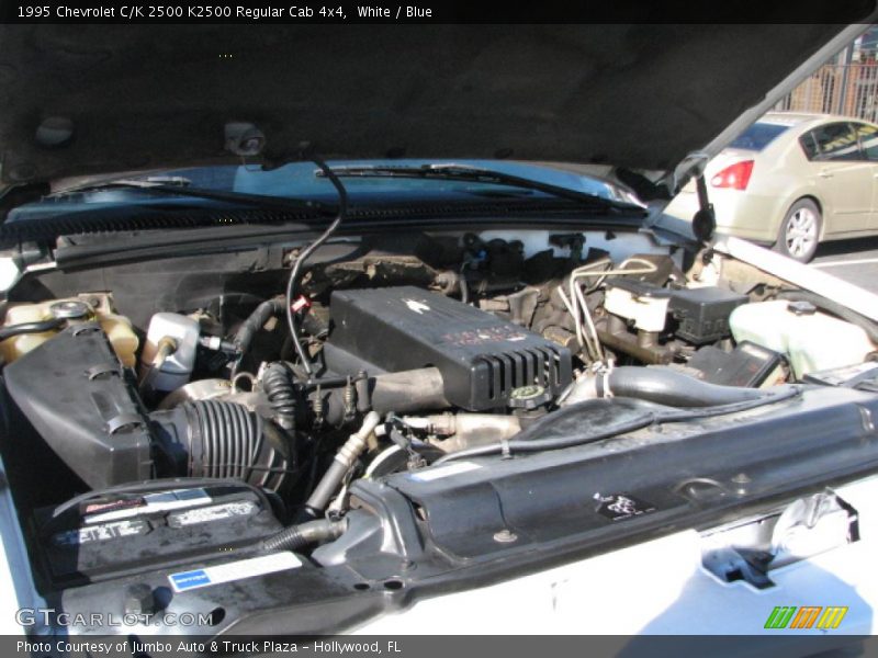 White / Blue 1995 Chevrolet C/K 2500 K2500 Regular Cab 4x4