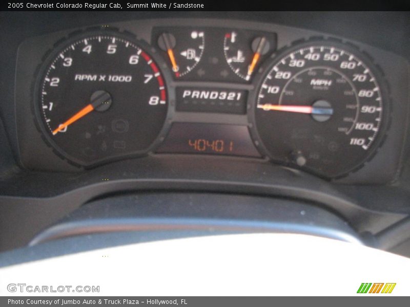 Summit White / Sandstone 2005 Chevrolet Colorado Regular Cab