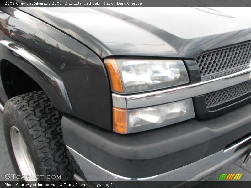 Black / Dark Charcoal 2003 Chevrolet Silverado 2500HD LS Extended Cab
