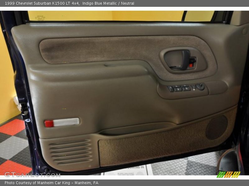 Door Panel of 1999 Suburban K1500 LT 4x4