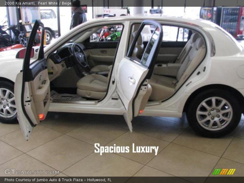Pearl White / Beige 2008 Kia Amanti