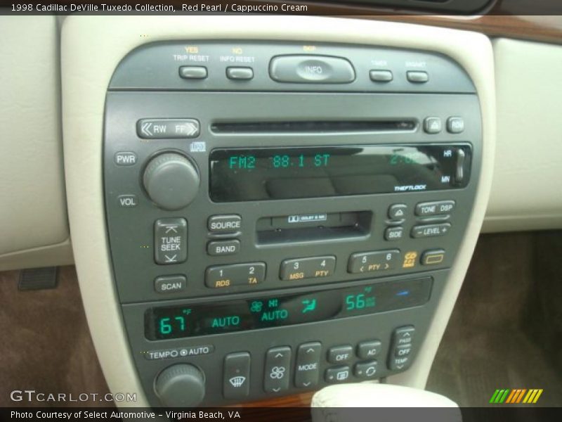 Controls of 1998 DeVille Tuxedo Collection
