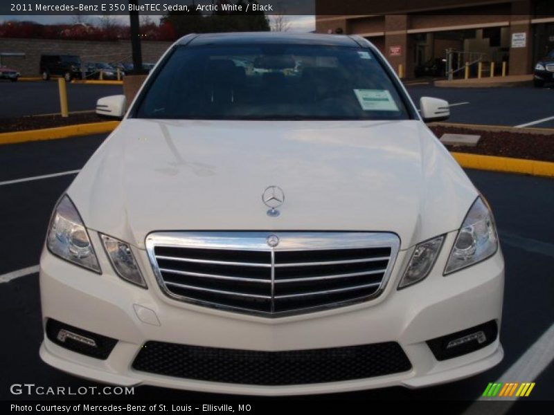 Arctic White / Black 2011 Mercedes-Benz E 350 BlueTEC Sedan