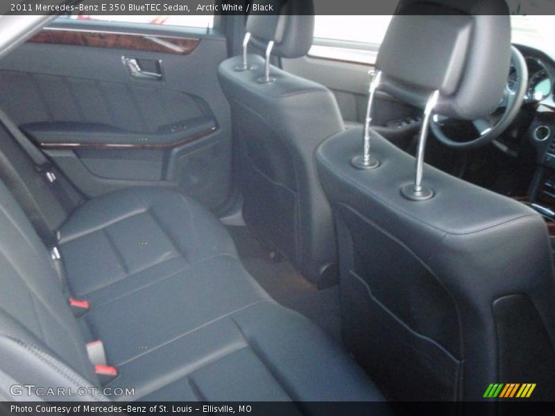 Arctic White / Black 2011 Mercedes-Benz E 350 BlueTEC Sedan