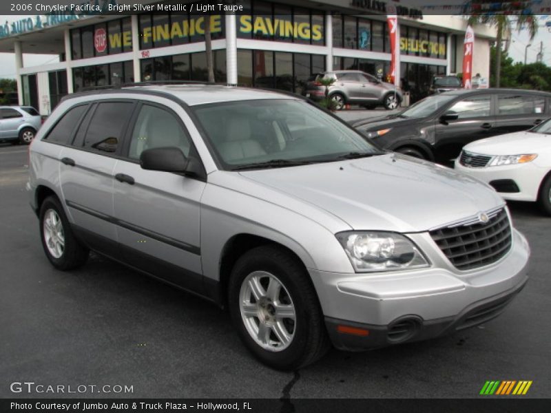 Bright Silver Metallic / Light Taupe 2006 Chrysler Pacifica