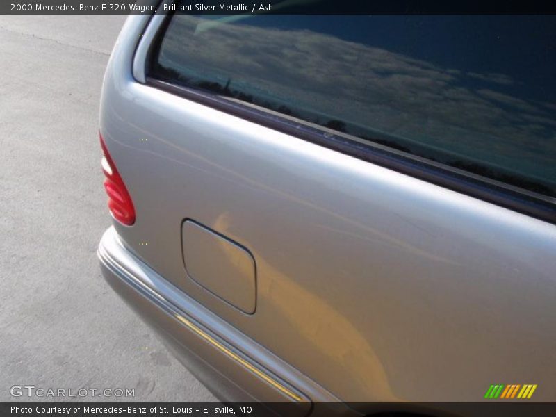 Brilliant Silver Metallic / Ash 2000 Mercedes-Benz E 320 Wagon