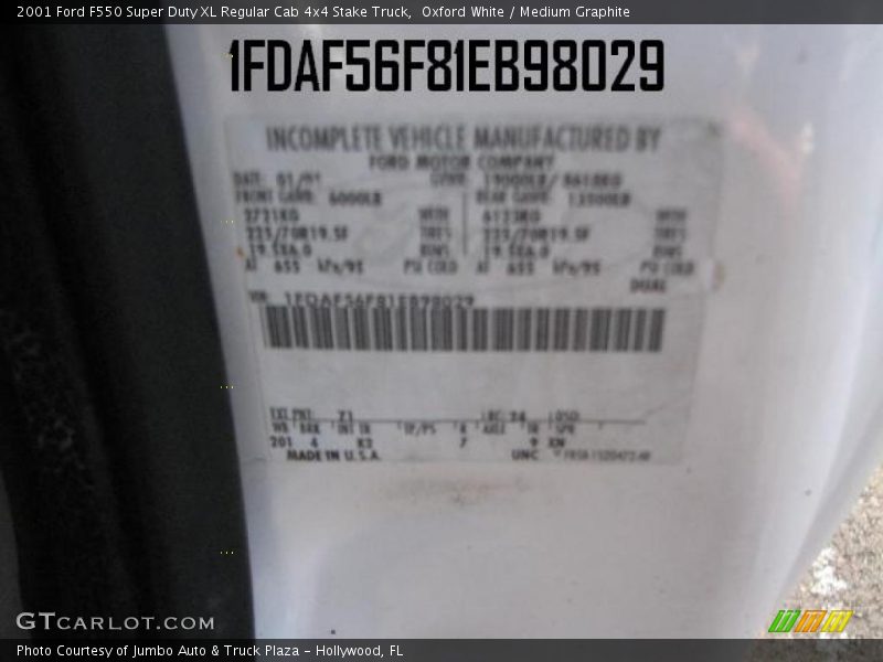 Oxford White / Medium Graphite 2001 Ford F550 Super Duty XL Regular Cab 4x4 Stake Truck