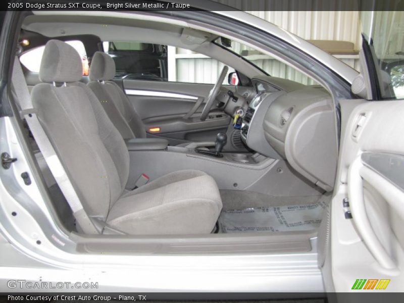  2005 Stratus SXT Coupe Taupe Interior