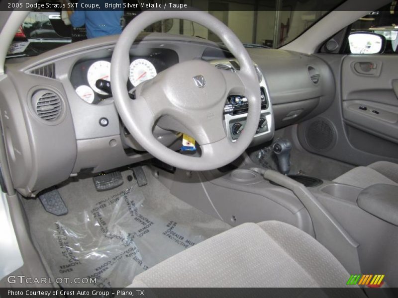 Taupe Interior - 2005 Stratus SXT Coupe 