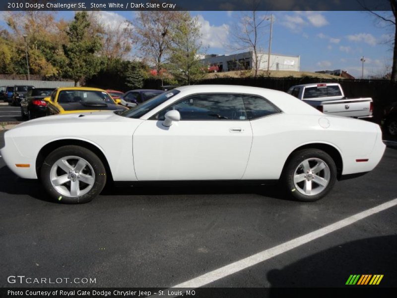 Stone White / Dark Slate Gray 2010 Dodge Challenger SE