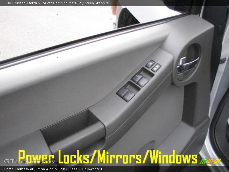 Silver Lightning Metallic / Steel/Graphite 2007 Nissan Xterra S