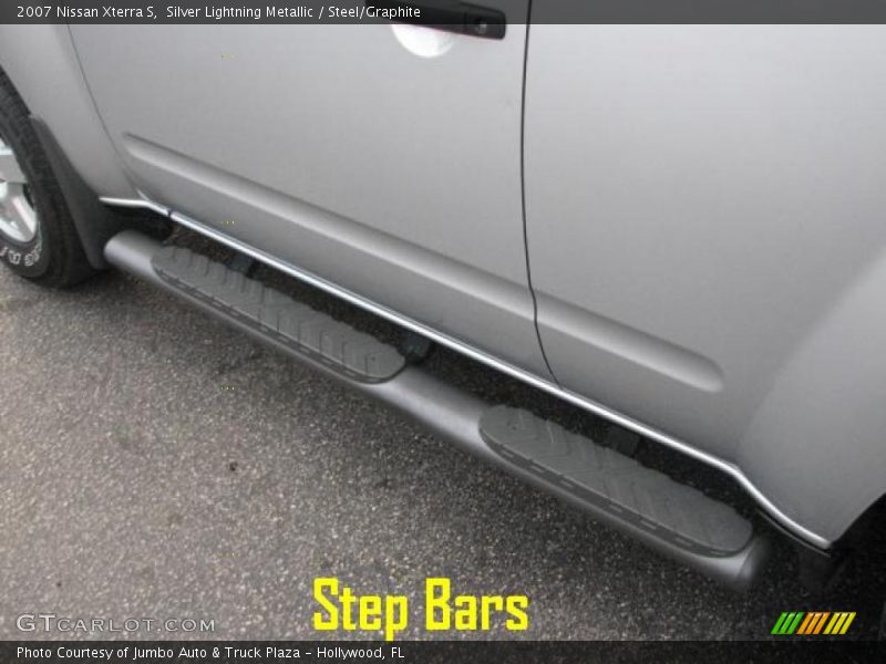 Silver Lightning Metallic / Steel/Graphite 2007 Nissan Xterra S
