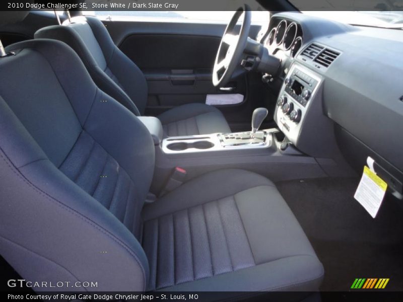 Stone White / Dark Slate Gray 2010 Dodge Challenger SE