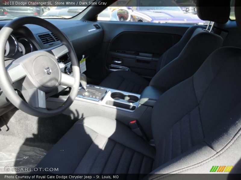 Stone White / Dark Slate Gray 2010 Dodge Challenger SE