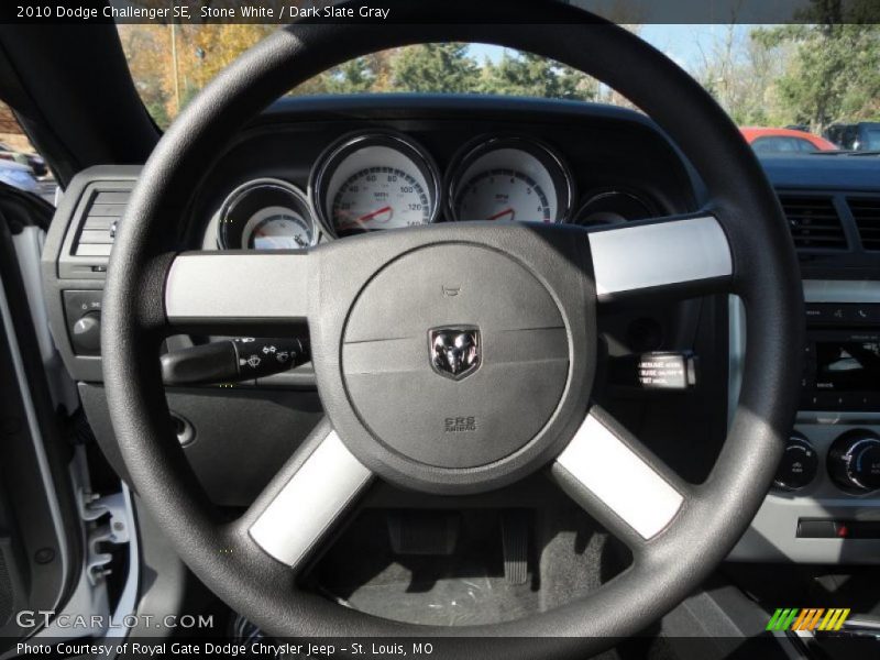 Stone White / Dark Slate Gray 2010 Dodge Challenger SE