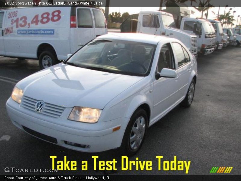 Candy White / Beige 2002 Volkswagen Jetta GLS Sedan