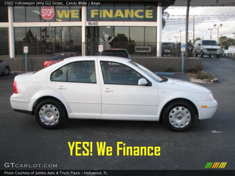Candy White / Beige 2002 Volkswagen Jetta GLS Sedan