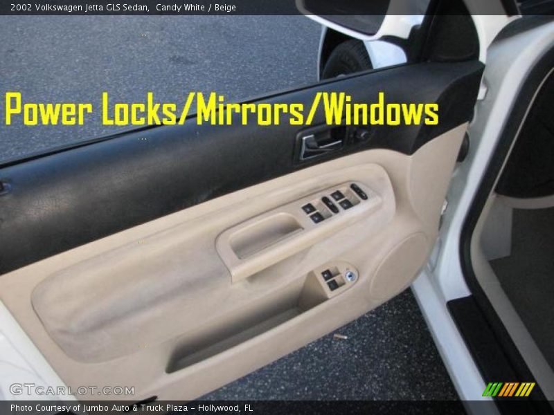 Candy White / Beige 2002 Volkswagen Jetta GLS Sedan