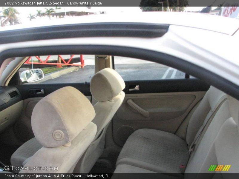 Candy White / Beige 2002 Volkswagen Jetta GLS Sedan