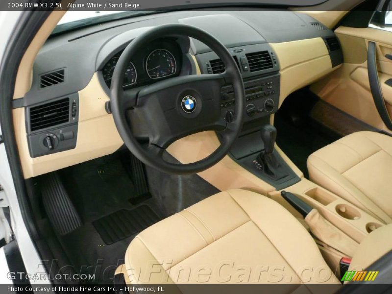 Alpine White / Sand Beige 2004 BMW X3 2.5i