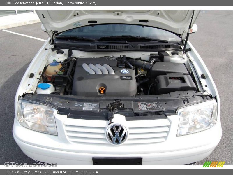 Snow White / Grey 2001 Volkswagen Jetta GLS Sedan