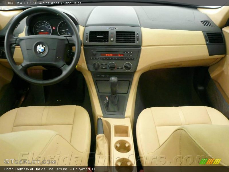 Alpine White / Sand Beige 2004 BMW X3 2.5i