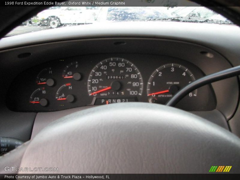 Oxford White / Medium Graphite 1998 Ford Expedition Eddie Bauer