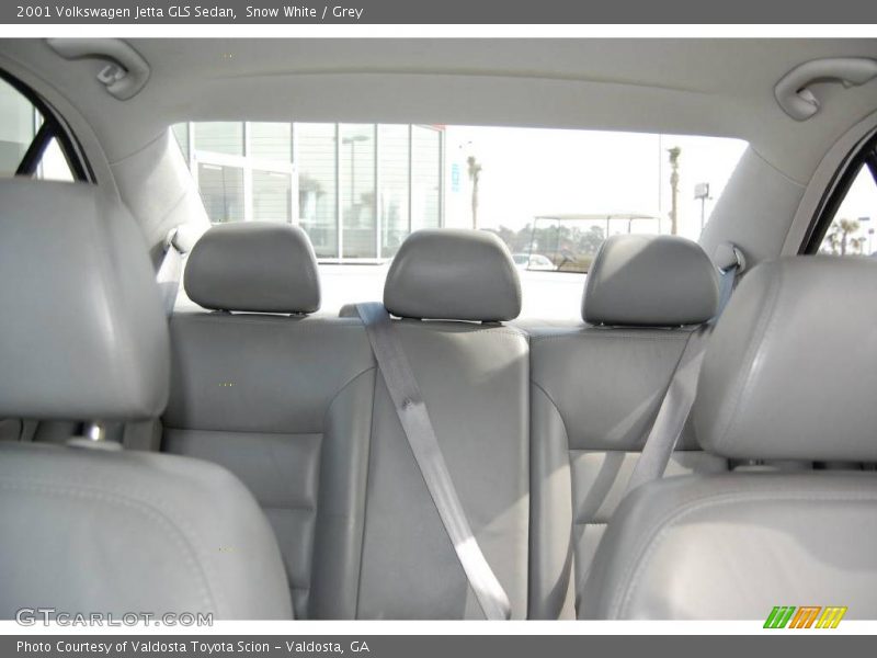 Snow White / Grey 2001 Volkswagen Jetta GLS Sedan