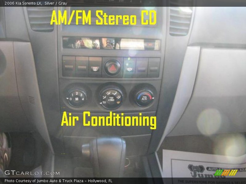 Silver / Gray 2006 Kia Sorento LX