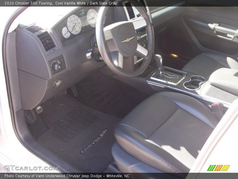 Cool Vanilla White / Dark Slate Gray 2010 Chrysler 300 Touring