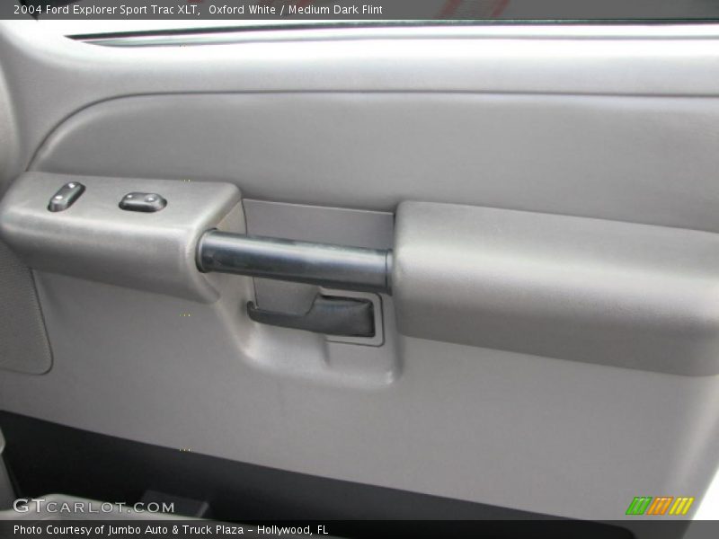 Oxford White / Medium Dark Flint 2004 Ford Explorer Sport Trac XLT