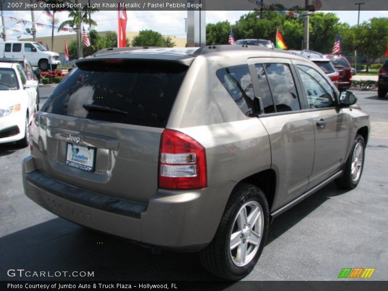 Light Khaki Metallic / Pastel Pebble Beige 2007 Jeep Compass Sport