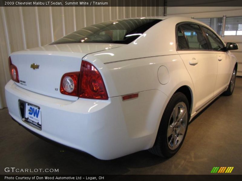 Summit White / Titanium 2009 Chevrolet Malibu LT Sedan