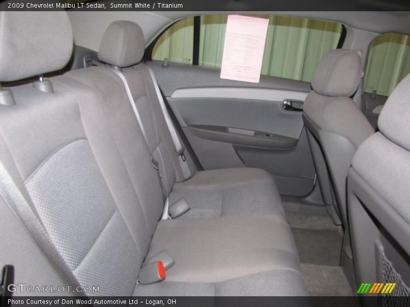 Summit White / Titanium 2009 Chevrolet Malibu LT Sedan