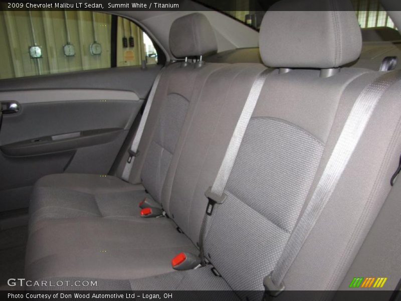 Summit White / Titanium 2009 Chevrolet Malibu LT Sedan
