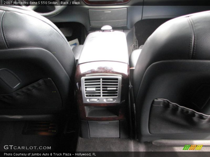 Black / Black 2007 Mercedes-Benz S 550 Sedan