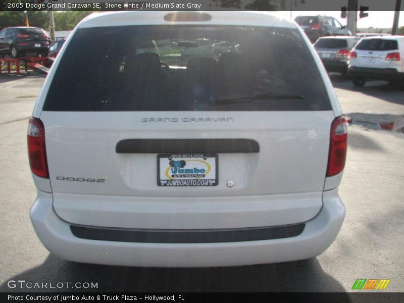 Stone White / Medium Slate Gray 2005 Dodge Grand Caravan SE