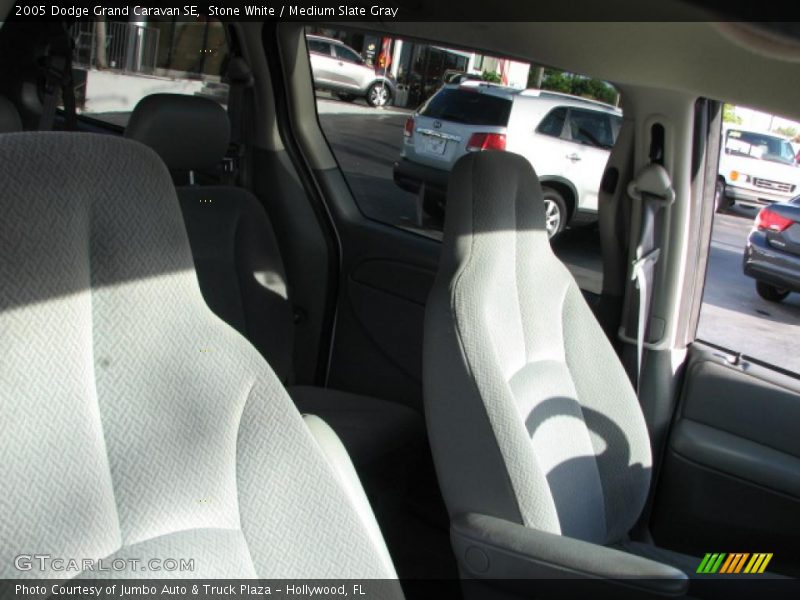 Stone White / Medium Slate Gray 2005 Dodge Grand Caravan SE