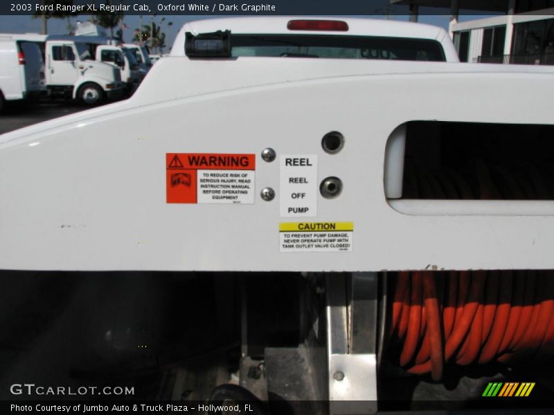 Oxford White / Dark Graphite 2003 Ford Ranger XL Regular Cab