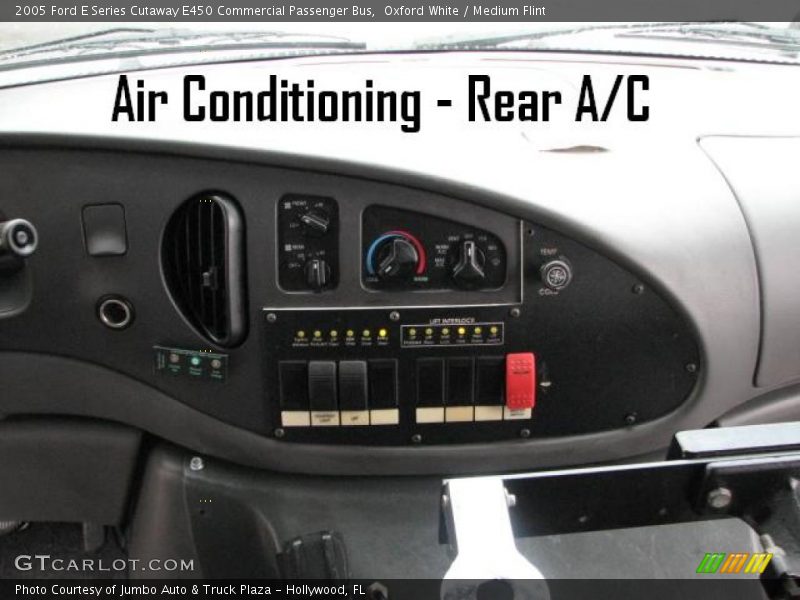 Oxford White / Medium Flint 2005 Ford E Series Cutaway E450 Commercial Passenger Bus