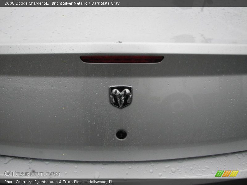 Bright Silver Metallic / Dark Slate Gray 2008 Dodge Charger SE