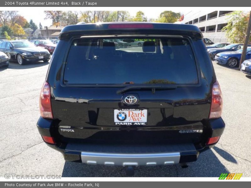 Black / Taupe 2004 Toyota 4Runner Limited 4x4