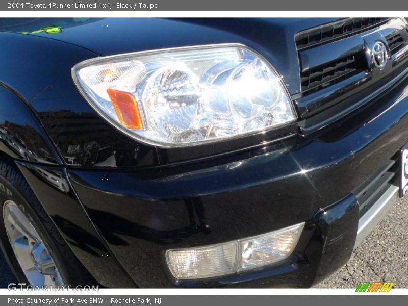 Black / Taupe 2004 Toyota 4Runner Limited 4x4