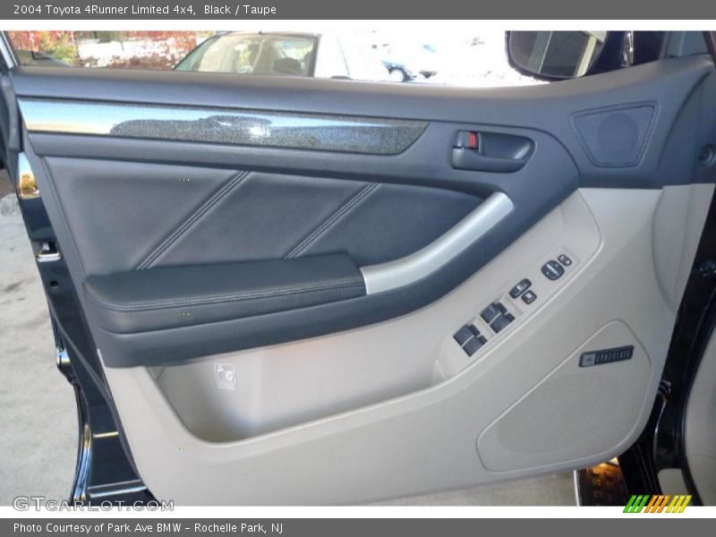 Black / Taupe 2004 Toyota 4Runner Limited 4x4
