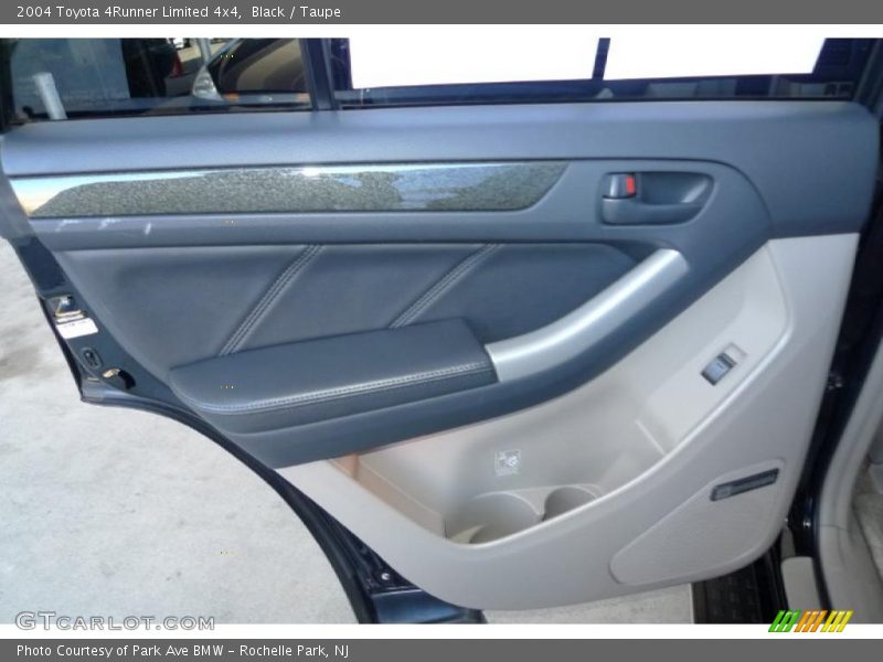 Black / Taupe 2004 Toyota 4Runner Limited 4x4